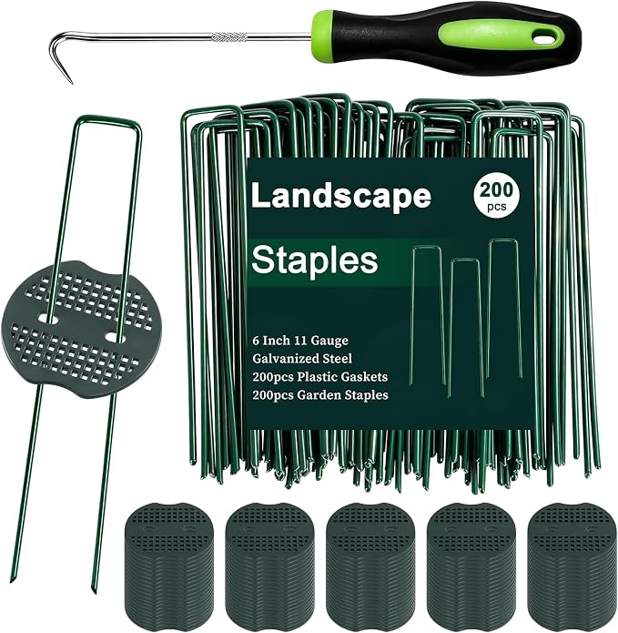FEED GARDEN 6 Inch 200 Pcs Galvanized Landscape Staples 200 Pcs Gaskets Pick Hook Garden Stakes 11 Gauge Anti-Rust Landscaping Fabric SOD Pins U Shaped Yard Turf Stakes for Weed Barrier Fabric Green