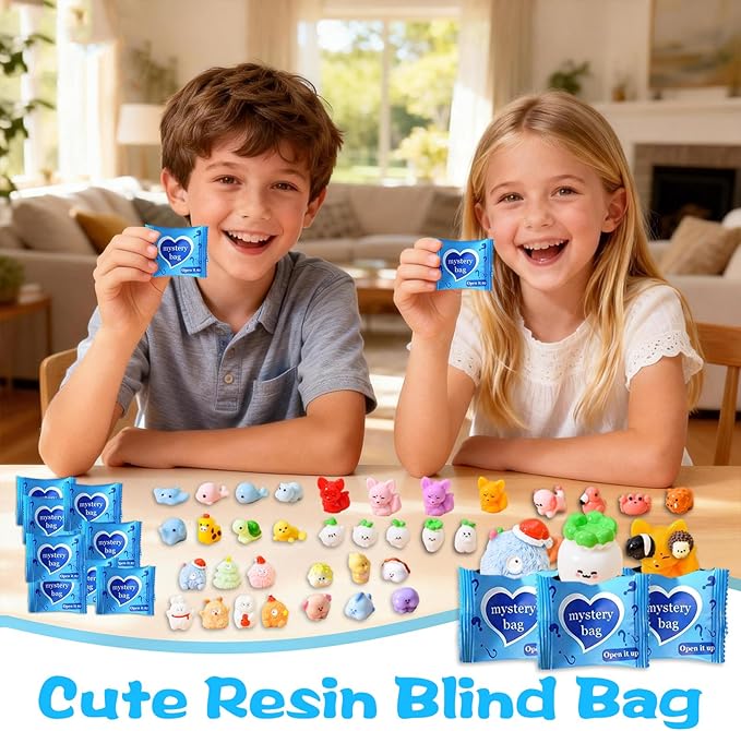 Mini Glow In The Dark Animal Resin Models, Resin Animals Mystery Bags, Individually Wrapped Blind Bags Tiny Animal Figurines, Collectible Mini Animals For Fairy Garden, DIY Crafts (200, B-Animal)