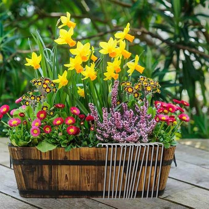 6 Inch Galvanized Garden Landscape Staples Stakes, 25 50 100 PCS Anti-Rust Garden Staples Tent Ground Stakes U-Shaped Landscape Pins for Secure Lawn Fabric, Decoration (25, 6 Inch)