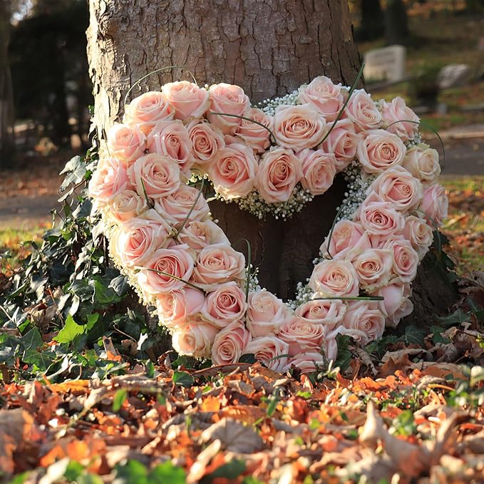 SHINEOFI Heart-Shaped Flower Foam Flower Arrangement Holder with Suction Cup Floral Foam Block for Fresh Floral Arrangement Stand for Wedding Car Decoration 15.74 Inch