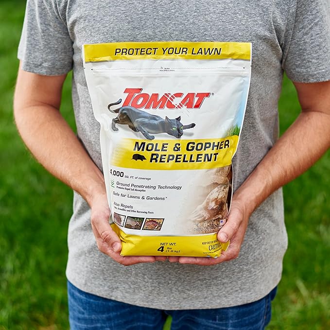 Tomcat Mole & Gopher Repellent Granules, Safe for Lawn and Garden, Formulated with Castor Oil, 4 lbs.