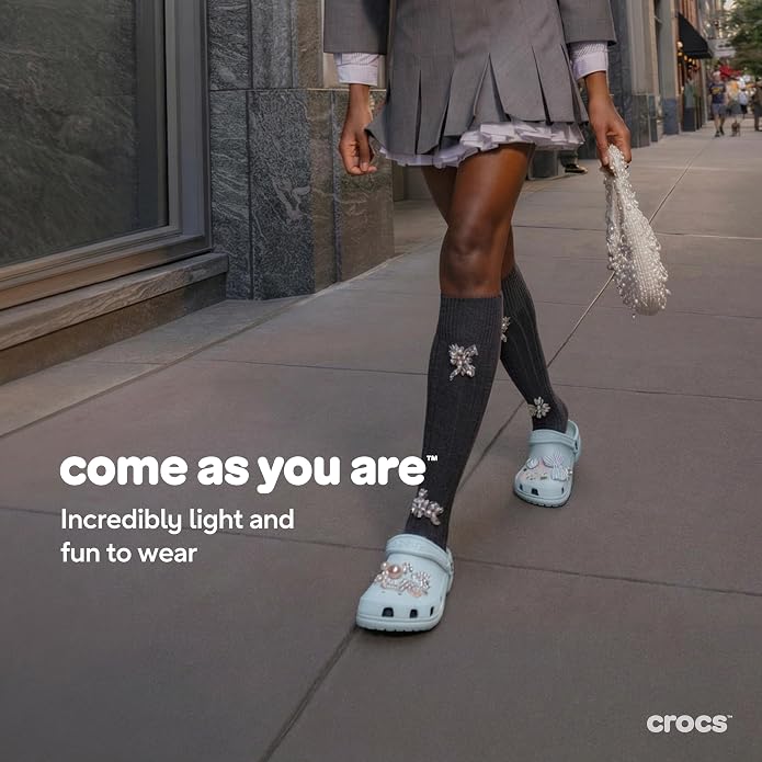 Crocs Unisex-Adult Classic Clog, Clogs for Women and Men