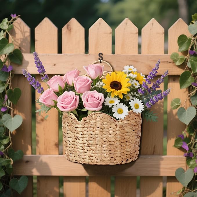 Door Basket Scalloped Hanging Storage Basket,Water Hyacinth Woven Wall Baskets for Front Door Decor, Hangable Storage Organize for Flowers,Planter,Mails,Wicker Baskets for Organizing Garden- L