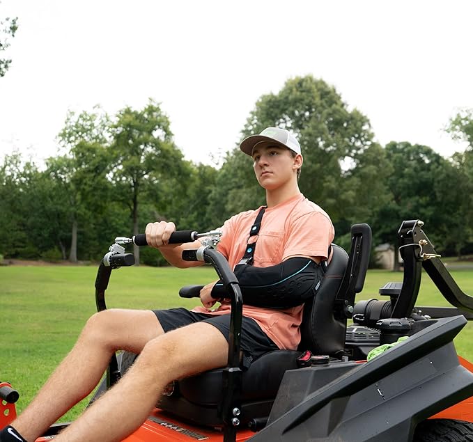 Zero-Turn Bar for One-Hand Operation of Zero-Turn Mowers