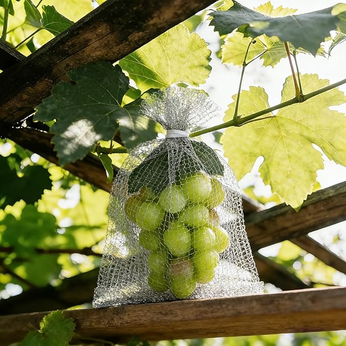 DECYOOL 30 Pack Fruit Protection Wire Mesh Bags, 8 x 12 Inches Stainless Steel Root Protection Bags for Orchard Garden Vegetable Fruits Berries