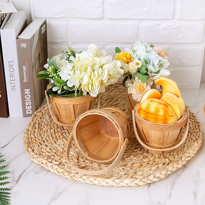 6 Pcs Mini Wooden Apple Baskets 3 x 5.1 Inch Empty Fall Harvest Basket Farmers Market Berry Baskets with Handle for Fruit and Vegetable Picking Wooden Bucket Basket, Wedding Party Decor (6)