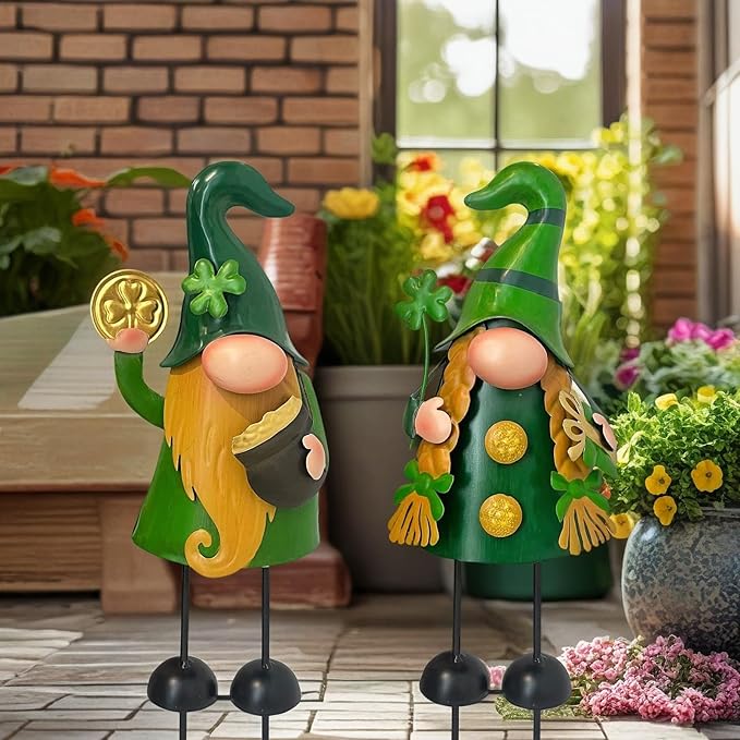 HONGLAND 18 Inch Spring Gnomes Outdoor Decor, 2Pcs Metal Gnomes Garden Stakes, Gnome Gifts for Women Outside Decorations for Yard Home Garden Lawn Patio