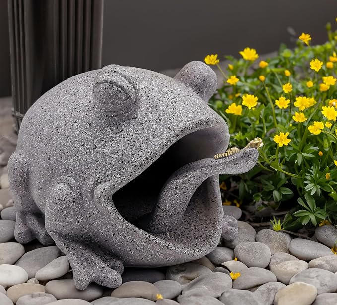 Teaeeno Frog Gutter Downspout Extension Decorations, 3''x4'' Downspout Extender Diverter Splash Block Sculpture Outdoor Decor, Animal Resin Statue Ornaments, for Garden, Lawn, Yard