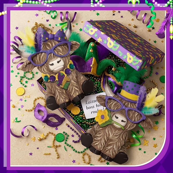 Simgoing 2 Pack Mardi Gras Highland Cow Figurines, Mardi Gras Masks Gnomes Carnival Masquerade Highland Cow Green Gold Purple Table Decor Scottish Resin Statue Calf Gift for Home Garden Kitchen Office