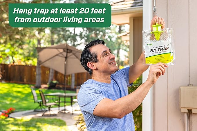 RESCUE! Outdoor Disposable Hanging Fly Trap - 2 Traps