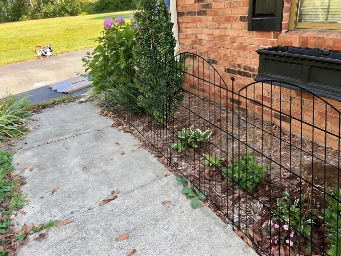 Garden Fence Decor 36 in(H) x 23.3 ft(L), Dog Fence Outdoor for Yard No-Dig Pet Barrier, Animal Proof Fence Metal Garden Fencing Animal Barrier, 10 Panels with Lock