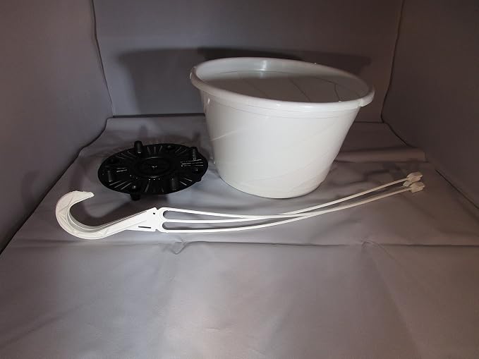 10" Diameter Contempo Swirl Hanging Basket, Green or White (25, White)