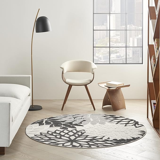 Nourison Home Aloha 48" Round Fabric Indoor/Outdoor Rug in Black/White Finish