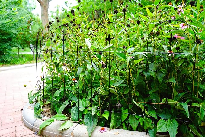 32 Inch x 20 Feet (16 Panels) Black Decorative Garden Fence Folding Border Fence, Decorative Folding Wire Fencing Border Edge Animal Barrier