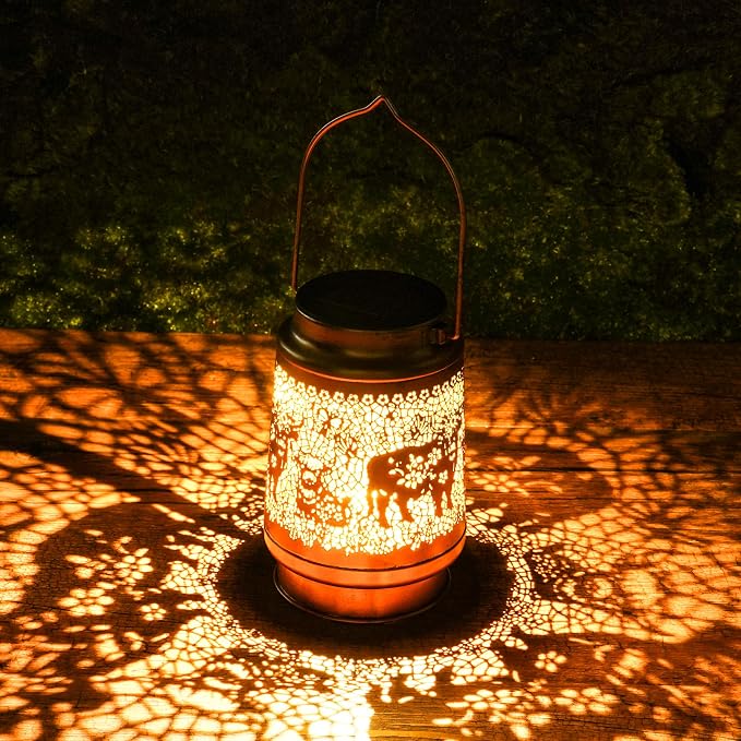 Highland Cow Solar Lanterns Outdoor Waterproof, Highland Cow Gifts for Women Hanging Solar Lights for Outside, Decorative Light for Garden Patio Porch Yard Decor