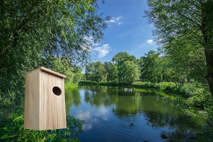 Pine Wood Duck House for Ducks and Hooded Mergansers Breeding Nesting Wooden Box Resident Habitant Shelter