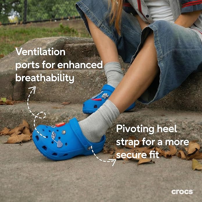 Crocs Unisex-Adult Classic Clog, Clogs for Women and Men