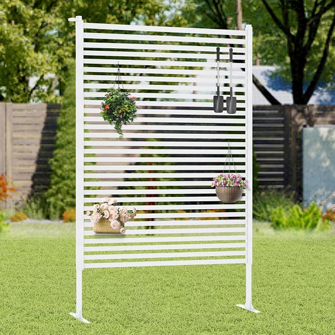 Outdoor Privacy Screen with Stand, Rustproof Metal Fence Panel, 47.24’’ x 71’’ PE-Coated Steel Slats, Decorative Privacy Fence for Patio, Garden, Backyard, Trash Can, White(1 Panel)